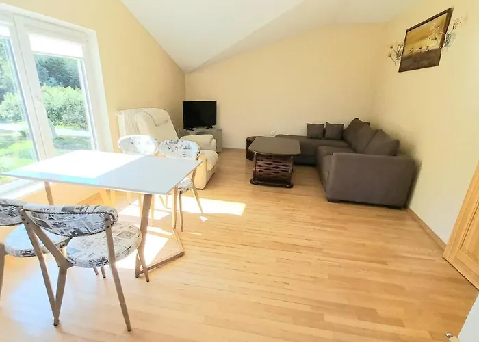 Uosis Homestay szállás *